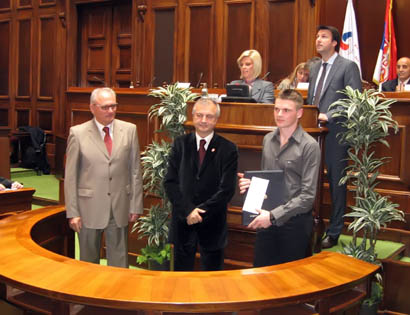 vilmos zavarko desno sa potpredsednicima sportskog sveza srbije